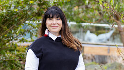 A portrait image of Susan Theissen